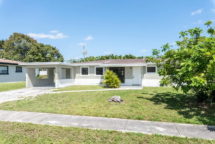 1040 Long Island Avenue, Fort Lauderdale, FL 33312 - #2