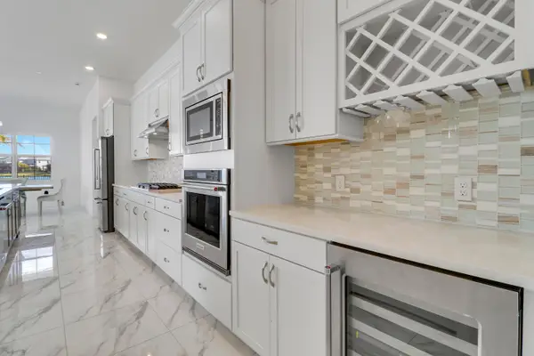 10874 Stellar Circle, Palm Beach Gardens, FL 33412