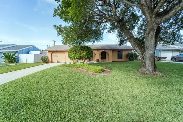 3753 Coelebs Avenue, Boynton Beach, FL 33436