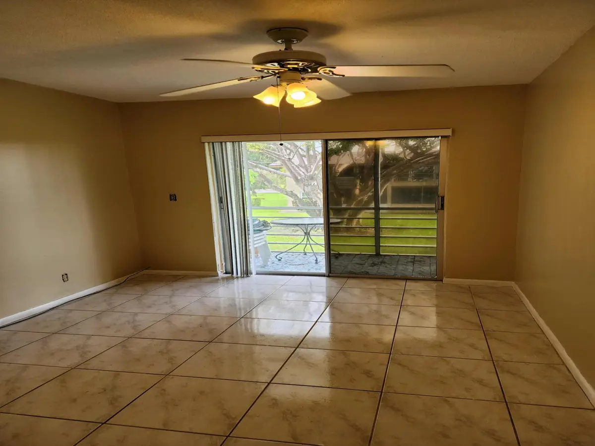 239 Coventry J, West Palm Beach, FL 33417 - #1