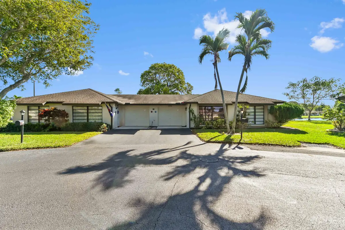 10135 Eaglewood Terrace #B, Boynton Beach, FL 33436 - #1