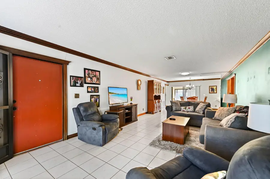 10135 Eaglewood Terrace #B, Boynton Beach, FL 33436 - #2