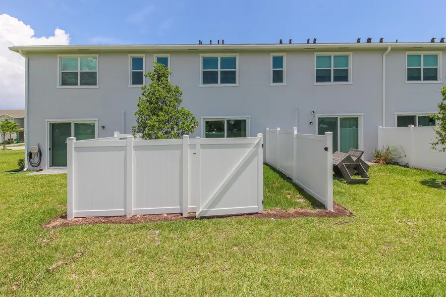640 SE Lake Falls Street, Port Saint Lucie, FL 34984 - #2