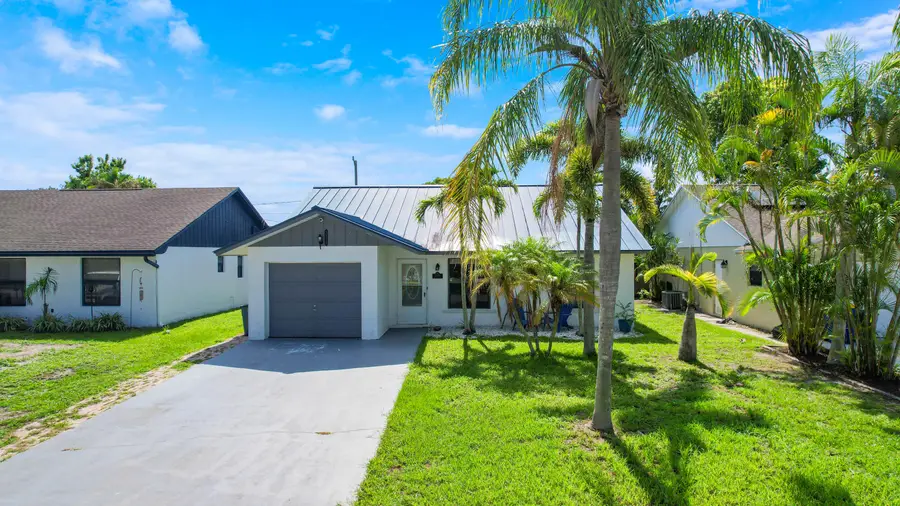 5929 SE Collins Avenue, Stuart, FL 34997 - #2