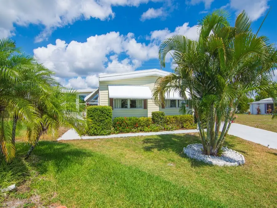196 NE Emerald Drive, Jensen Beach, FL 34957 - #2
