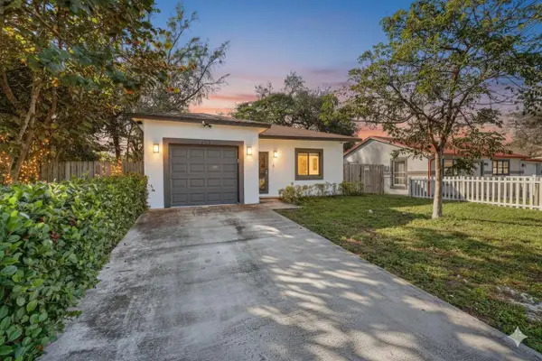205 NW 27th Terrace, Fort Lauderdale, FL 33311