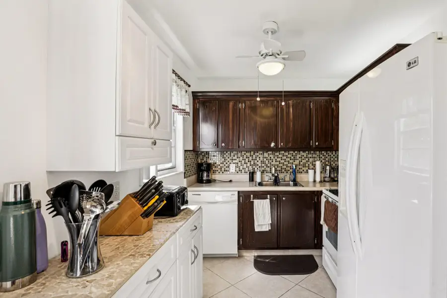104 Oakridge #H, Deerfield Beach, FL 33442 - #2
