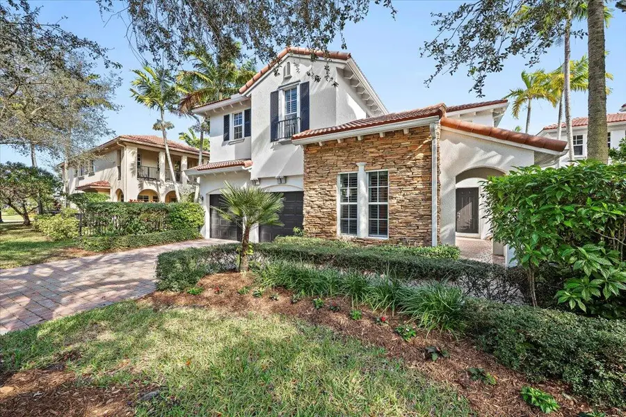 1062 Vintner Boulevard, Palm Beach Gardens, FL 33410 - #2