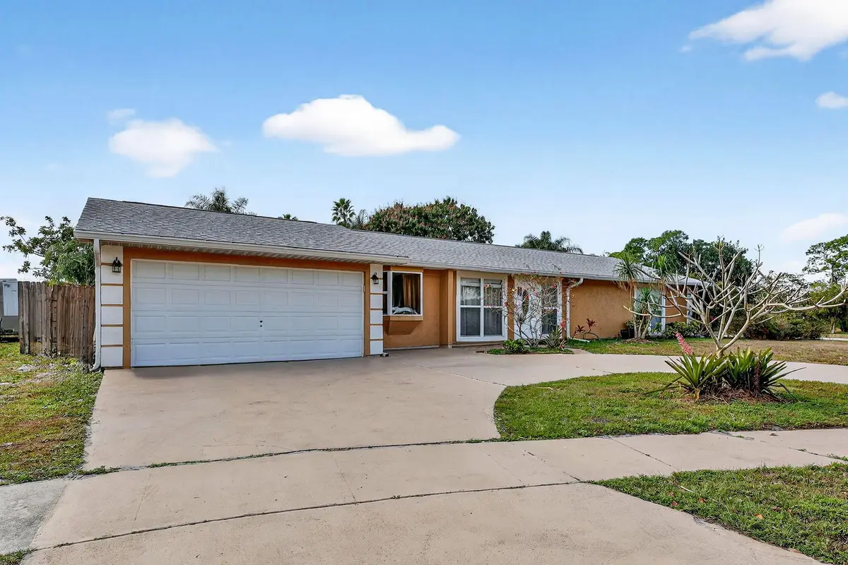 331 NE Camelot Drive, Port Saint Lucie, FL 34983 - #1