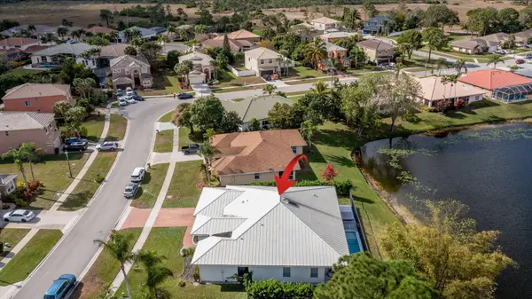 120 Saratoga Boulevard W, Royal Palm Beach, FL 33411