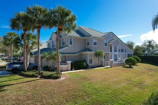 1686 SW Harbour Isles Circle, Port St Lucie, FL 34986