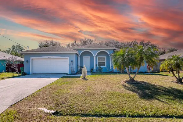 5859 NW Cullom Circle, Port St Lucie, FL 34986