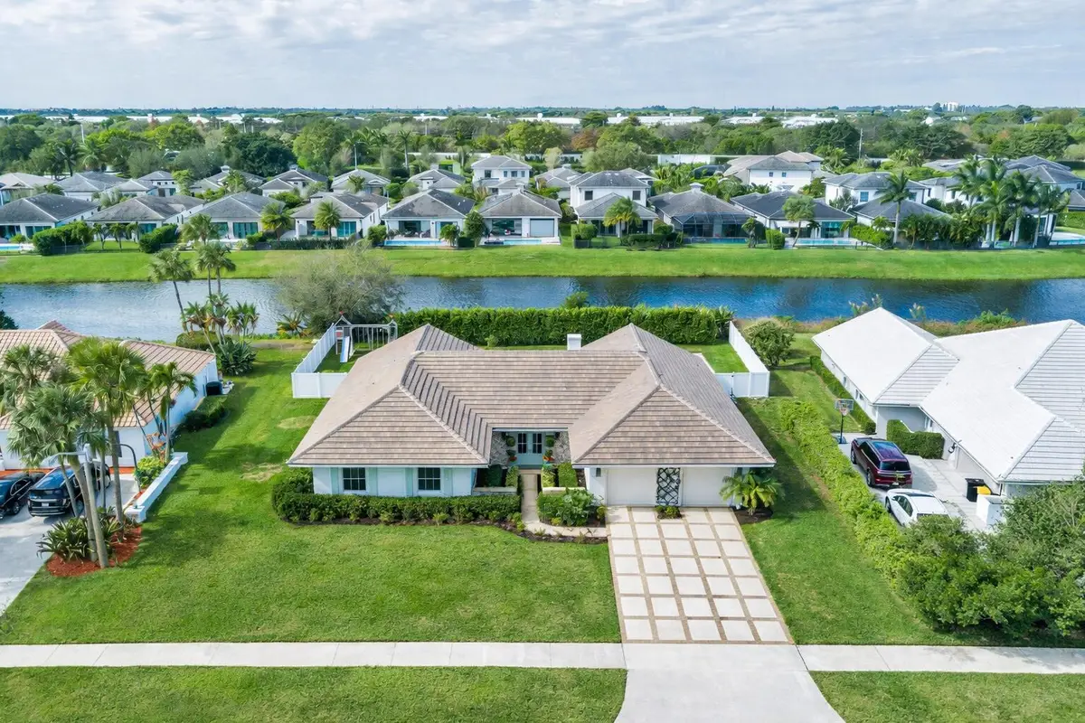 3125 Embassy Drive, West Palm Beach, FL 33401 - #1