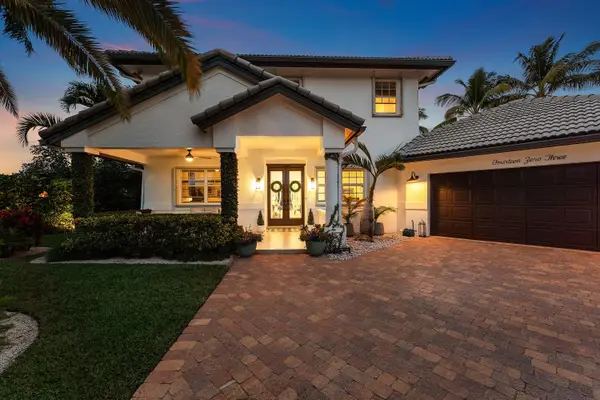 1403 Indian Road E, Lake Clarke Shores, FL 33406