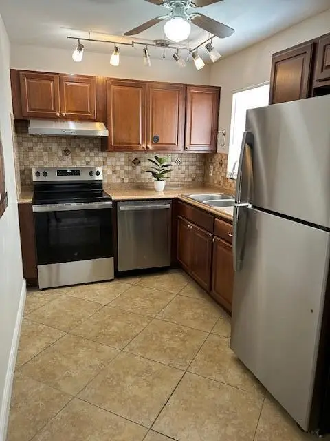 239 Golden River Drive, West Palm Beach, FL 33411 - #3
