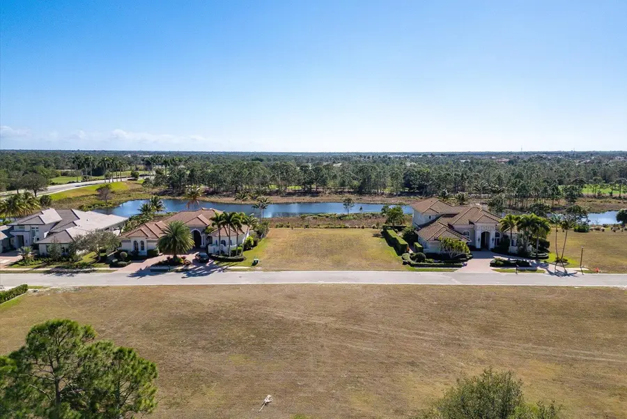 107 SE Rio Casarano, Port Saint Lucie, FL 34984 - #3
