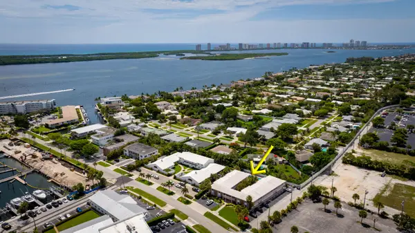 148 Yacht Club Drive #10, North Palm Beach, FL 33408