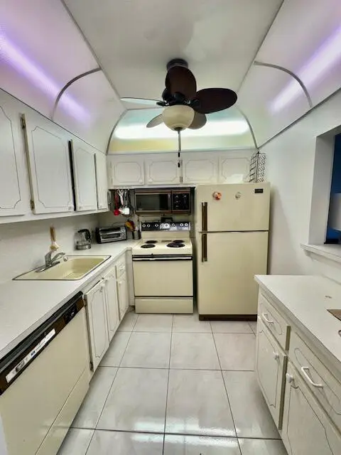 30 Suffolk A, Boca Raton, FL 33434 - #3