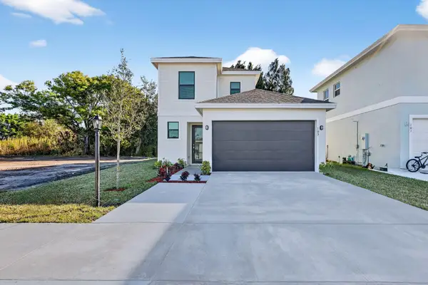 103 SW Seminole Crossing Street, ,, FL 34956