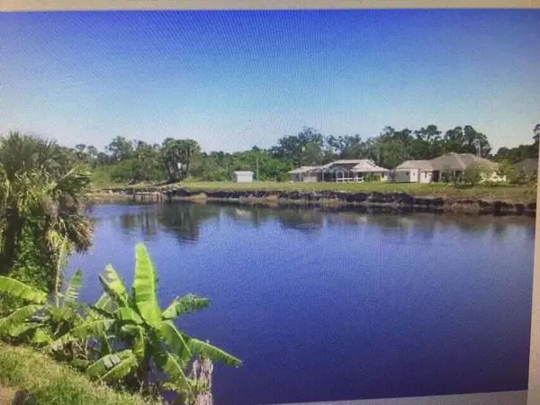 1807 SW Import Drive, Port St Lucie, FL 34953