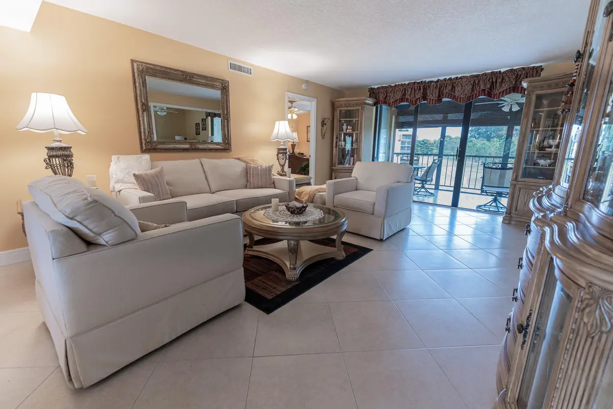 5390 Woodland Lakes Drive #201, Palm Beach Gardens, FL 33418 - #1