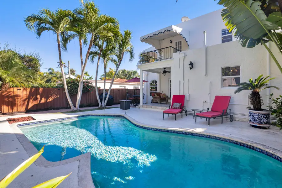 137 Edgewood Drive, West Palm Beach, FL 33405 - #2