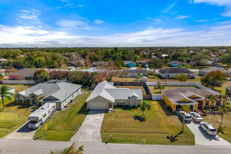 2850 SE Buccaneer Circle, Port Saint Lucie, FL 34952 - #3