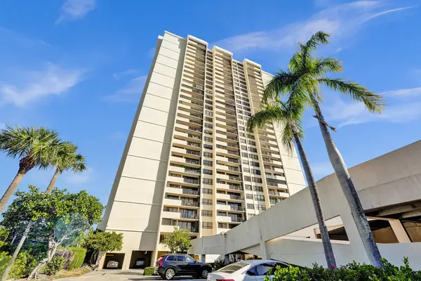 5600 N Flagler Drive #805, West Palm Beach, FL 33407