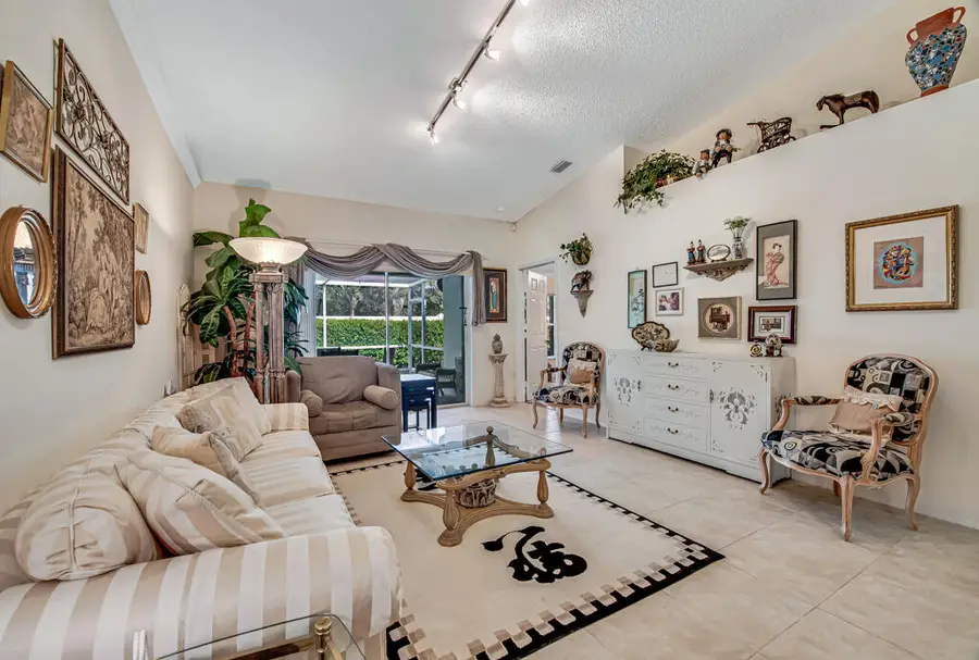 8482 Logia Circle, Boynton Beach, FL 33472 - #3