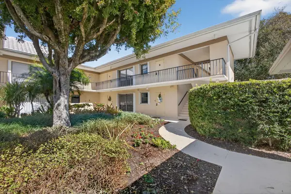 17 SE Turtle Creek Drive #Unit D, Jupiter, FL 33469