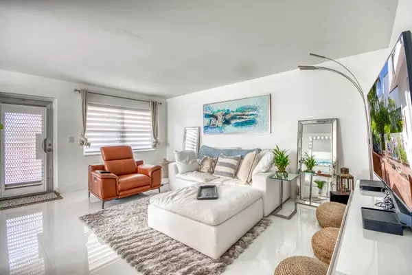 330 Andover M, West Palm Beach, FL 33417