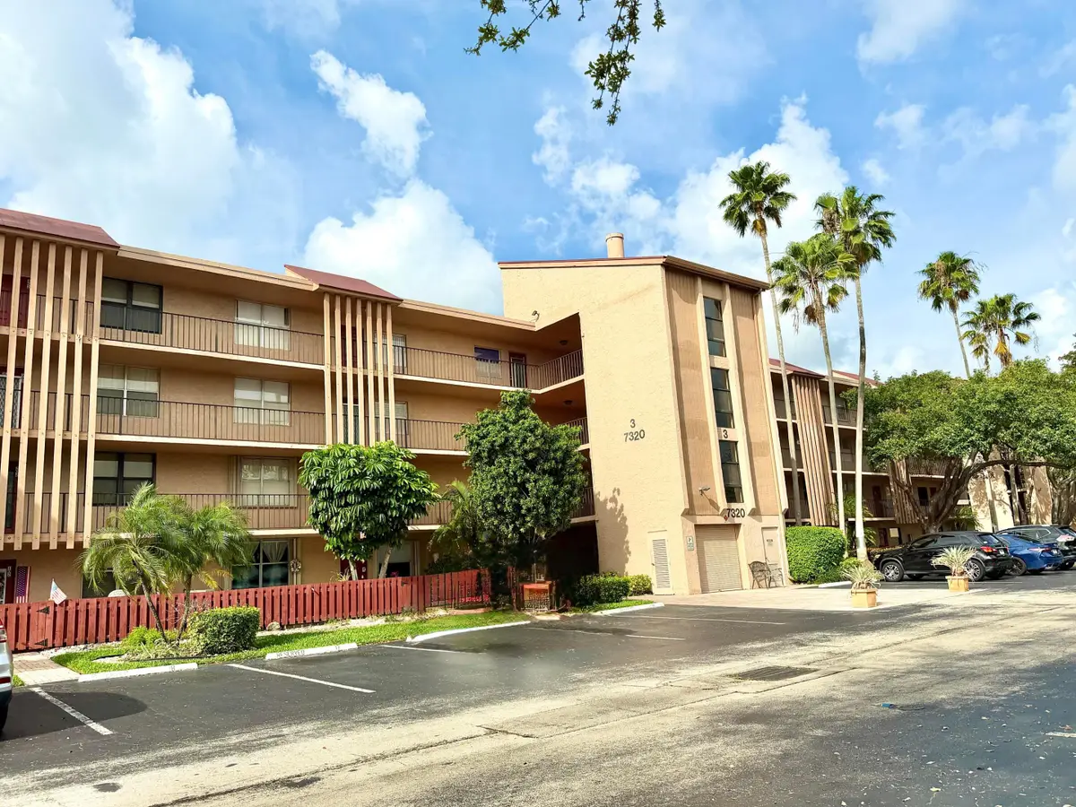 7320 Lake Cir Drive #204, Margate, FL 33063 - #1