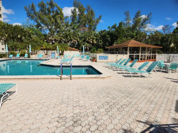 3940 Inverrary Boulevard #302, Lauderhill, FL 33319