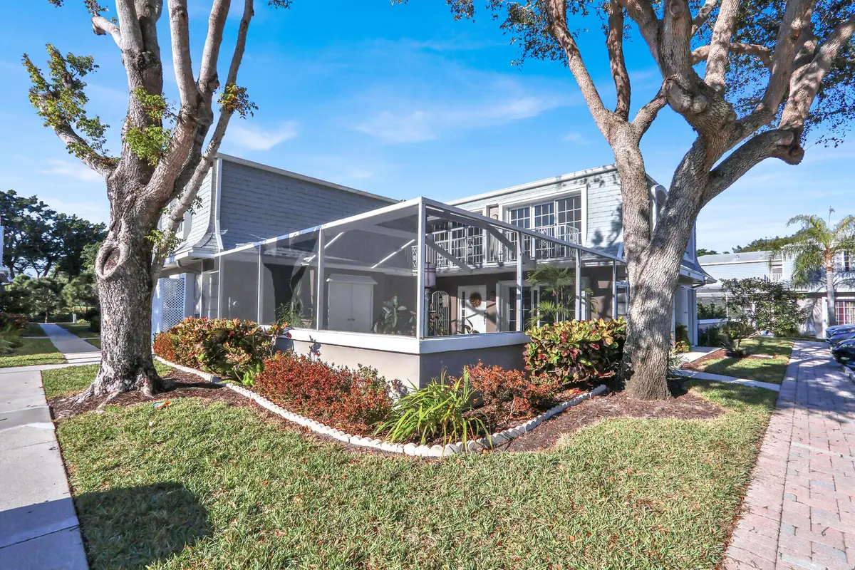 803 Vision Terrace, Palm Beach Gardens, FL 33418 - #1