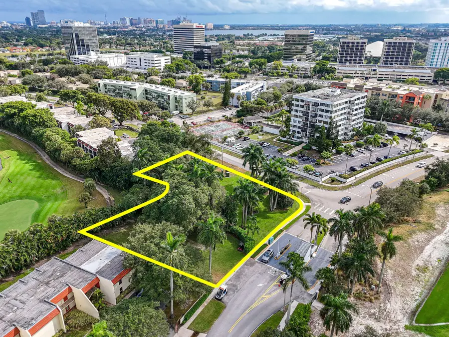 1617 Embassy Drive, West Palm Beach, FL 33401 - #3