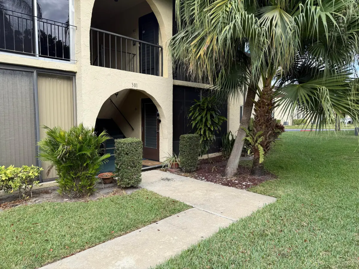 301 Pine Ridge Circle #B-1, Greenacres, FL 33463 - #1