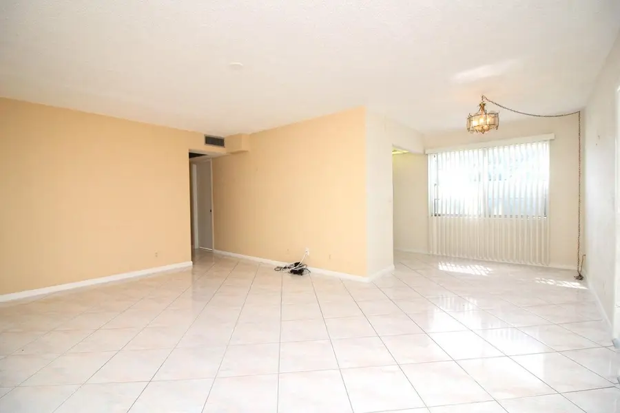 434 Fanshaw K, Boca Raton, FL 33434 - #3