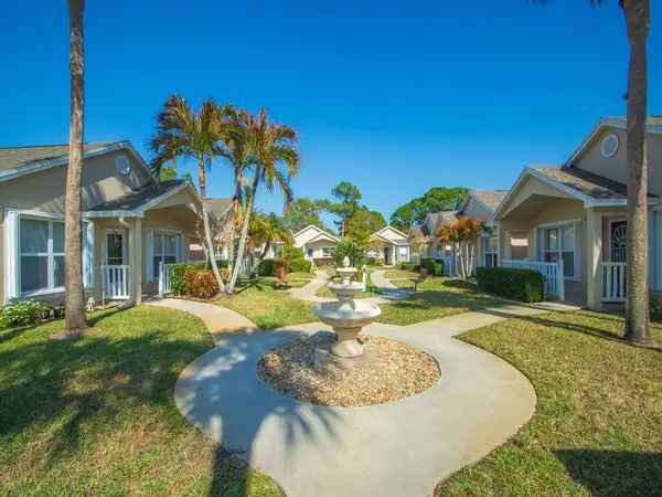612 NW San Remo Circle, Port St Lucie, FL 34986