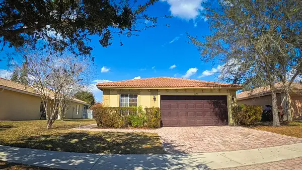 2142 SW Newport Isles Boulevard, Port St Lucie, FL 34953
