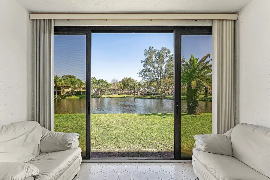 9283 Vista Del Lago #G, Boca Raton, FL 33428 - #2