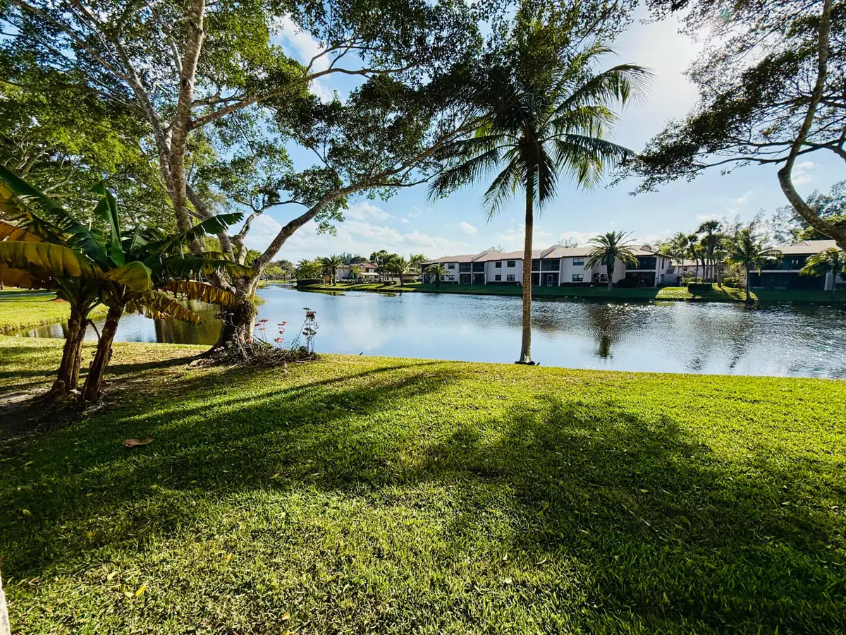 9261 Vista Del Lago #E, Boca Raton, FL 33428 - #1