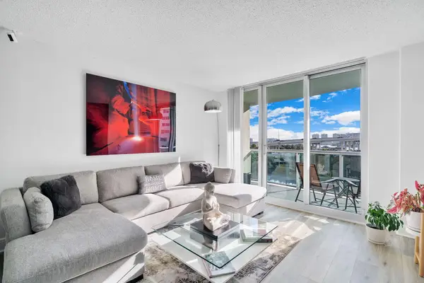 19380 Collins Avenue #523, Sunny Isles Beach, FL 33160
