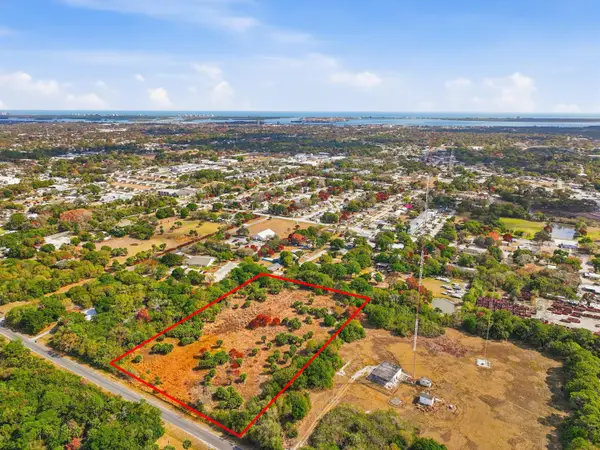 1038 37th S Street, Fort Pierce, FL 34947