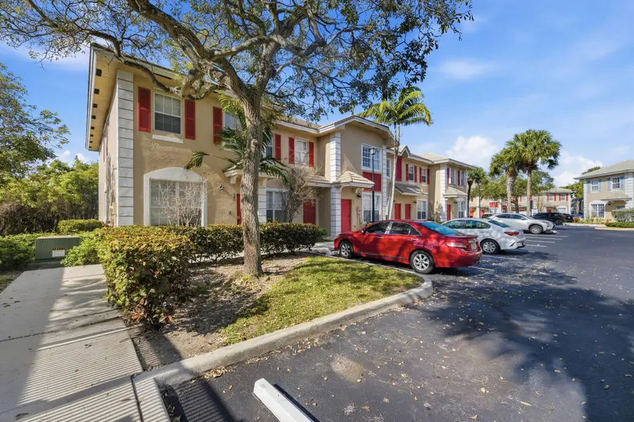 687 NW 42nd Avenue, Plantation, FL 33317 - #2
