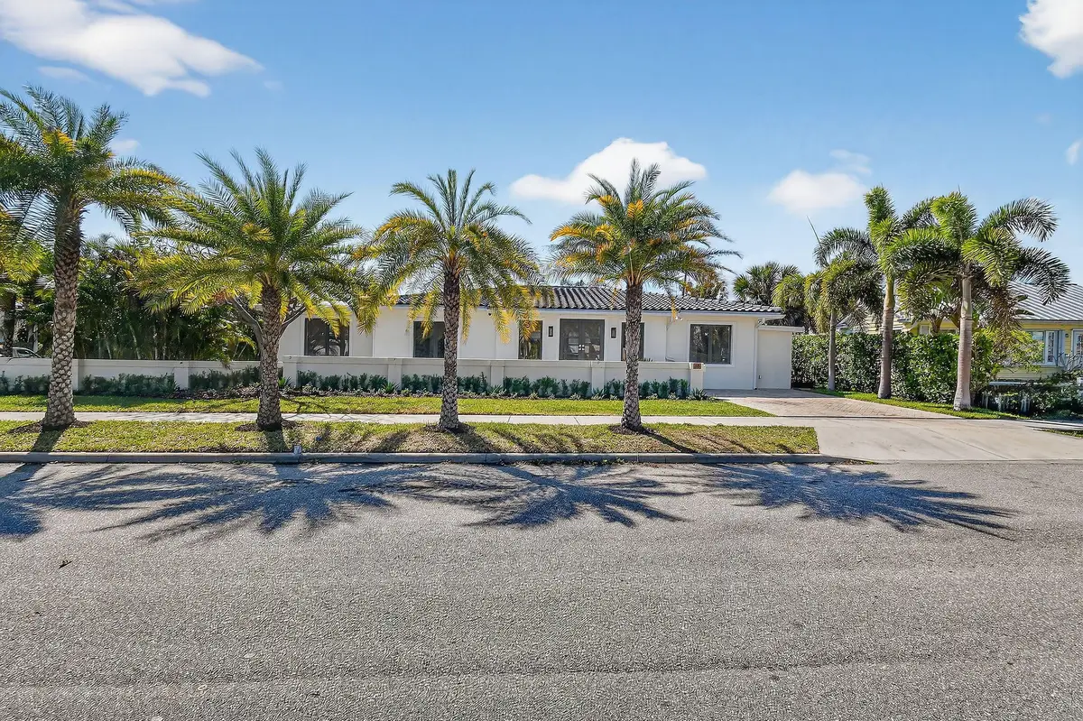326 Palmetto Street, West Palm Beach, FL 33405 - #1