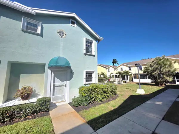 311 Waterside Drive #9c, Hypoluxo, FL 33462