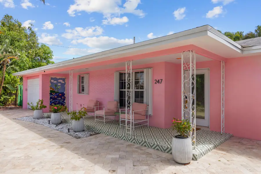 247 SE 3rd Avenue, Delray Beach, FL 33483 - #2
