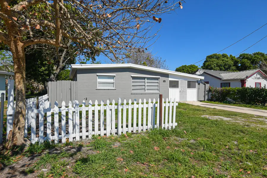 1814 Miami Court, Fort Pierce, FL 34950 - #2