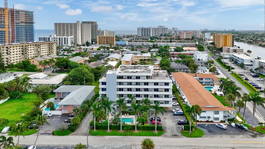 3212 NE 12th Street #201, Pompano Beach, FL 33062 - #2