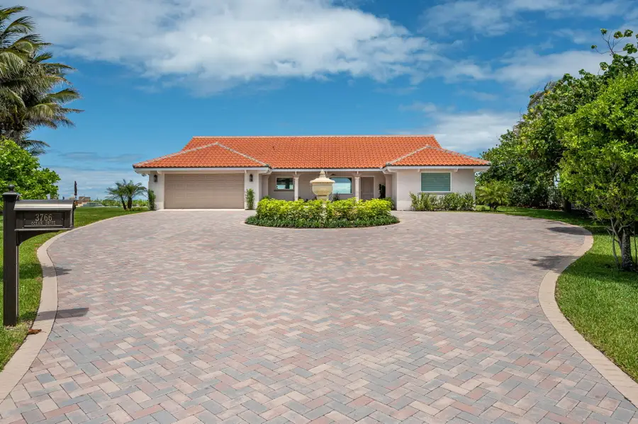 3766 Ocean Drive, Vero Beach, FL 32963 - #3